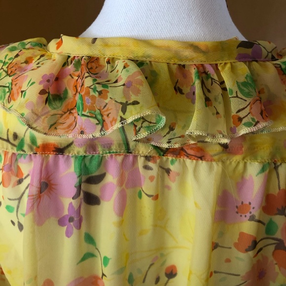 Selena Gomez Dream Out Loud floral sheer - Picture 6 of 10